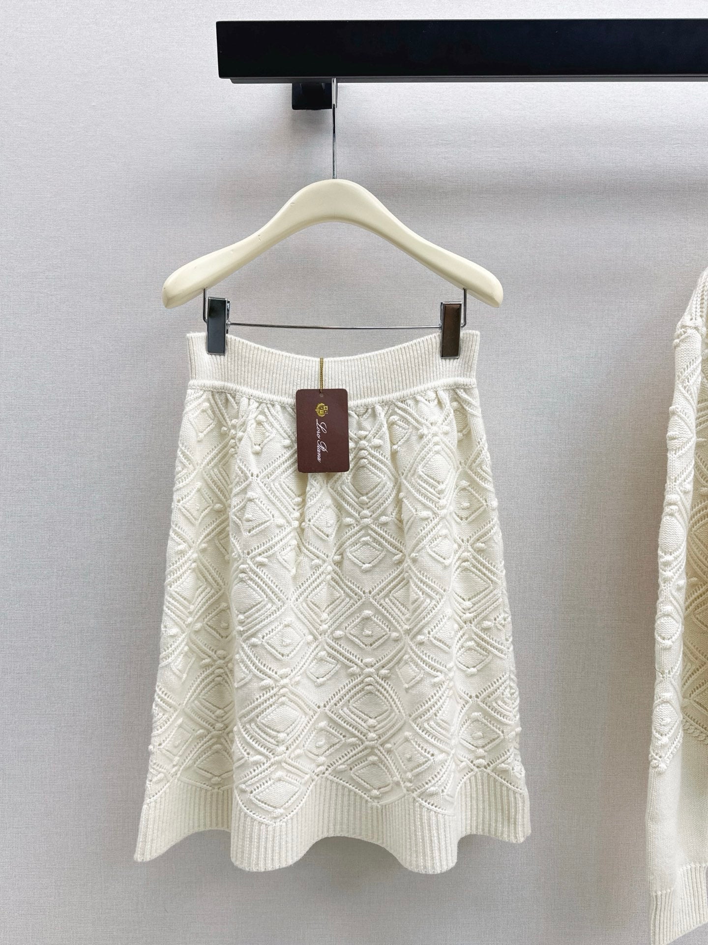 Loro NEW Jacquard sweater  skirt suit