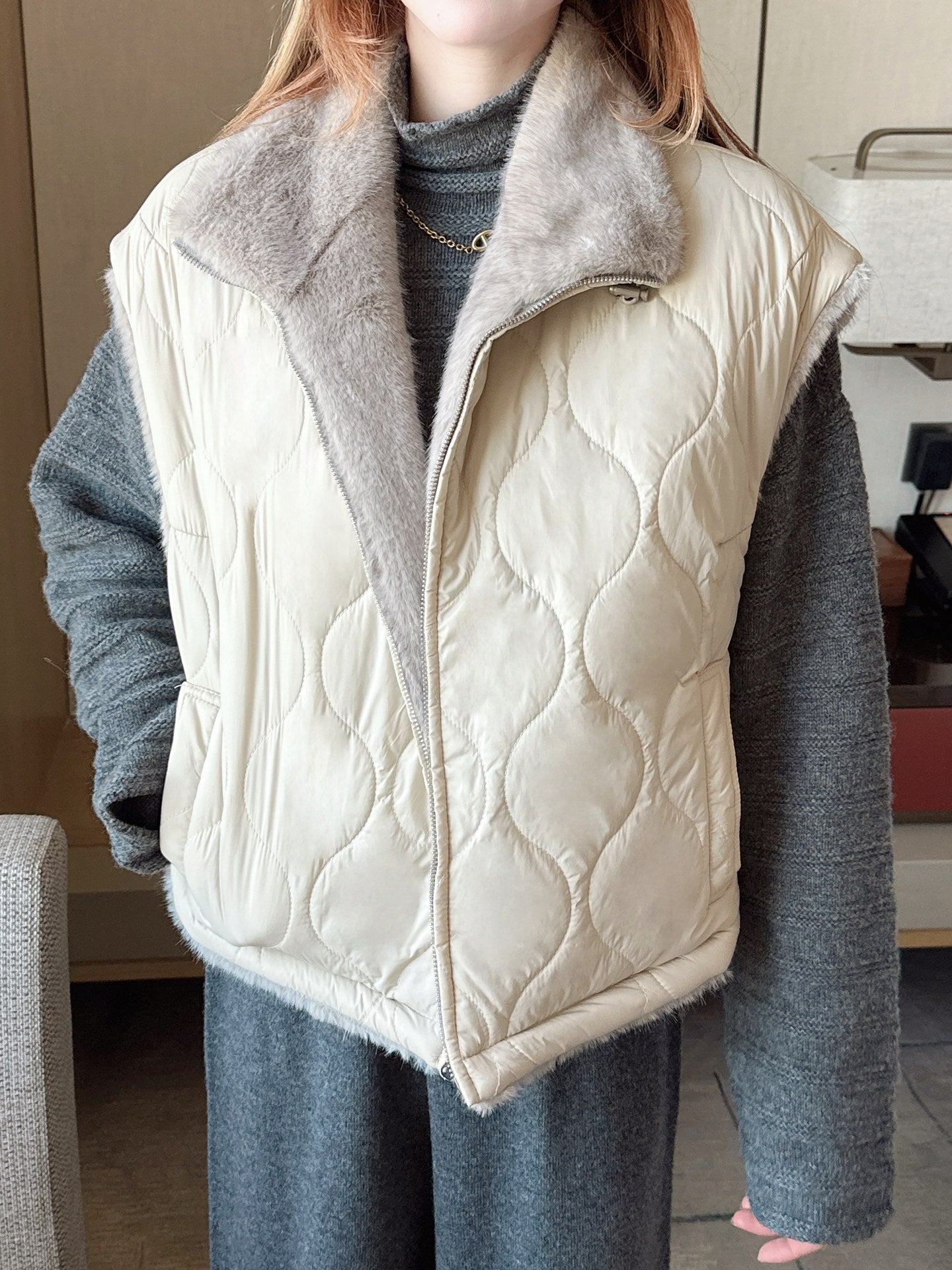 Brun NEW Reversible faux fur vest