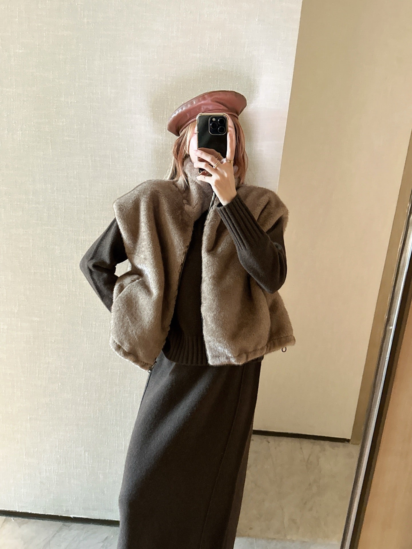 Brun NEW Reversible faux fur vest