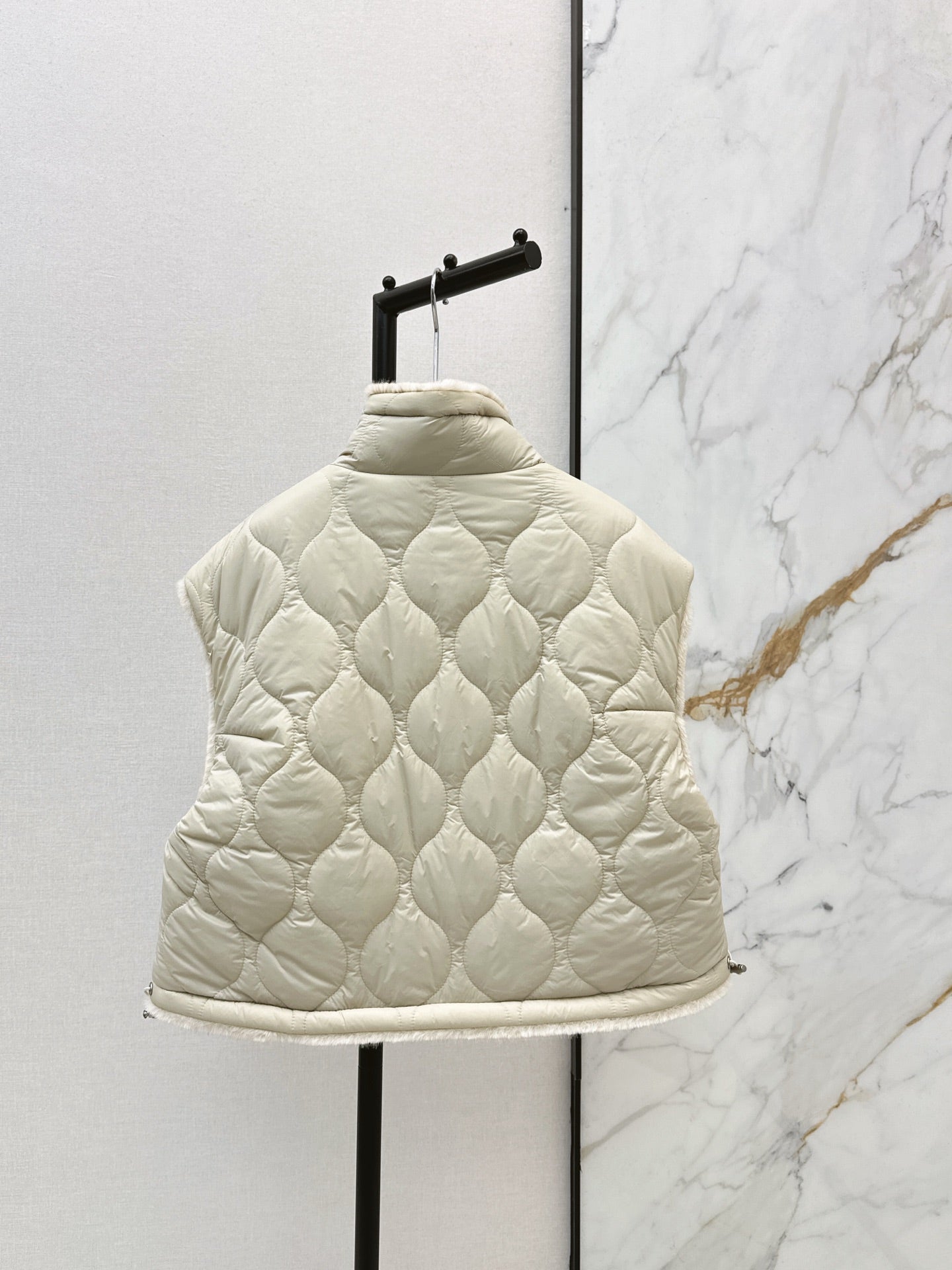 Brun NEW Reversible faux fur vest