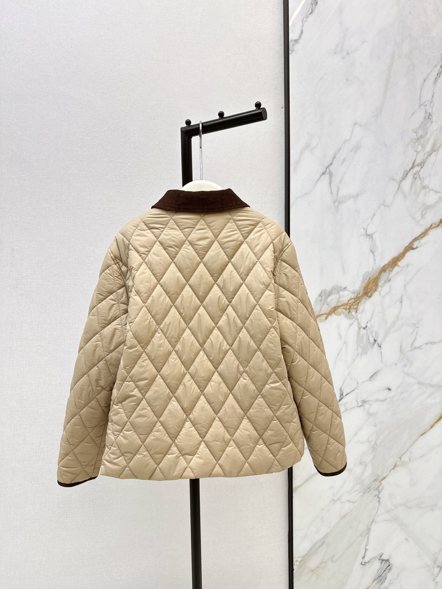 Loro NEW Corduroy padded jacket