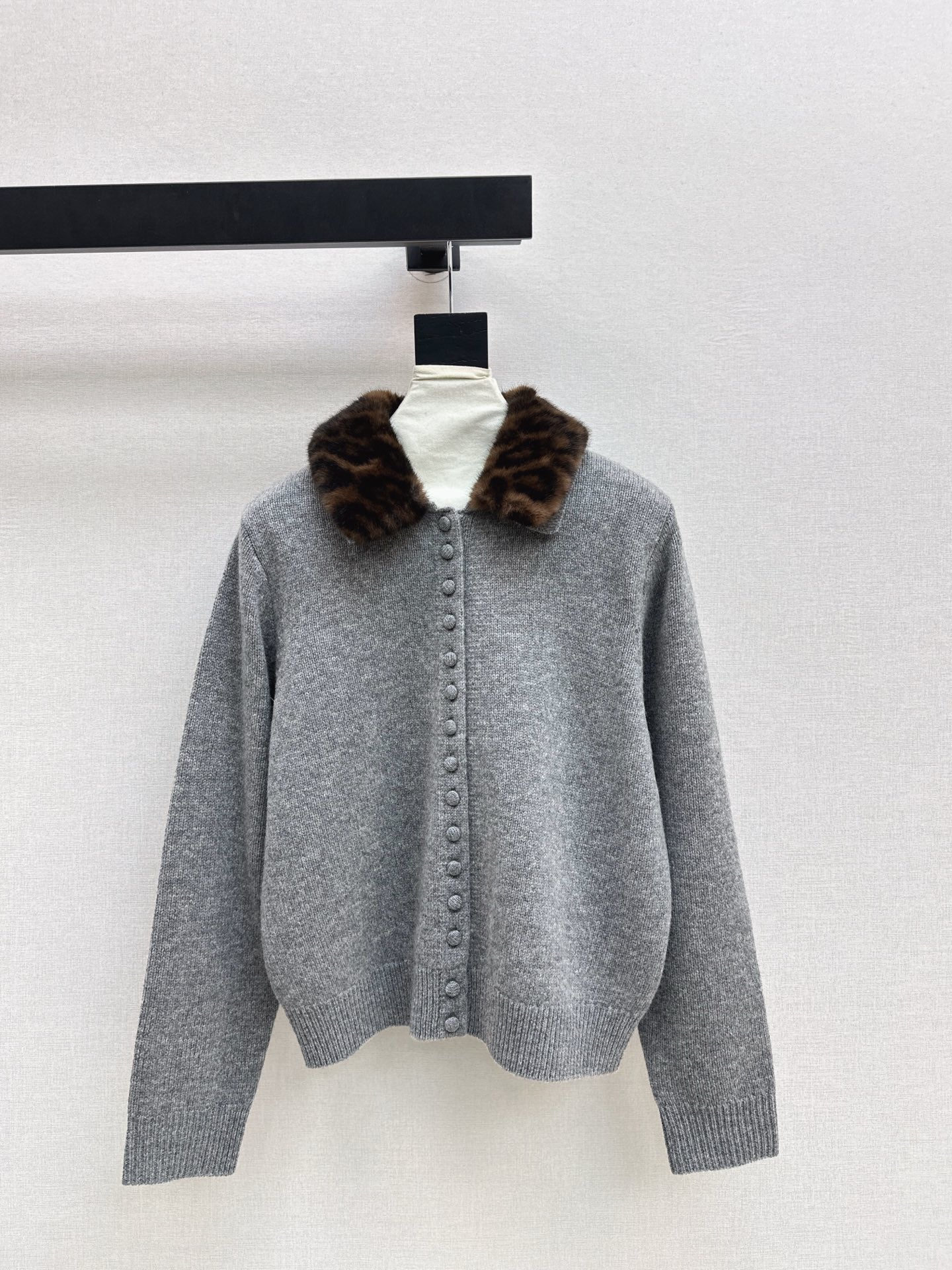 Miu NEW wool cardigan