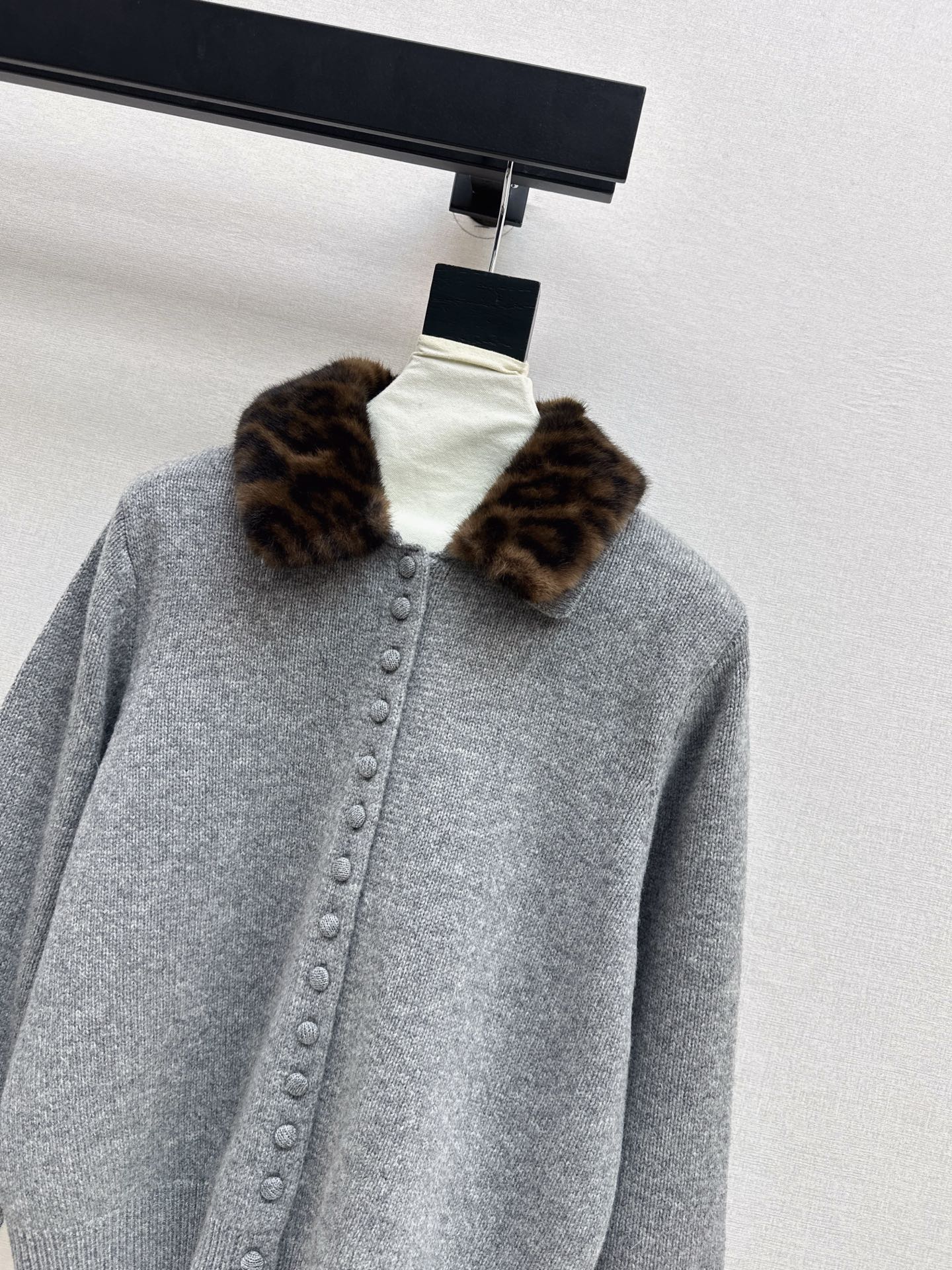 Miu NEW wool cardigan