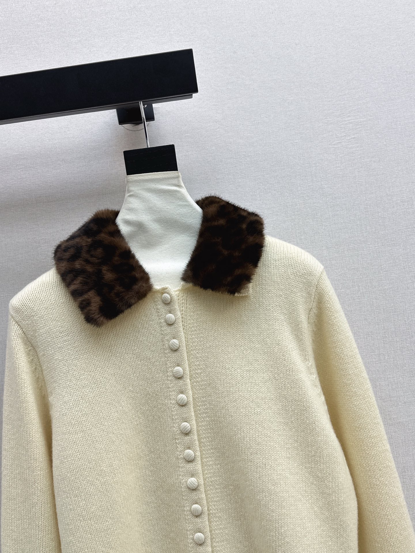 Miu NEW wool cardigan