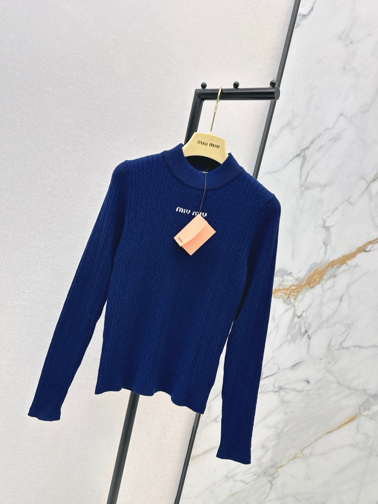 Miu NEW Jacquard base layer