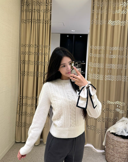Chan NEW cashmere sweater