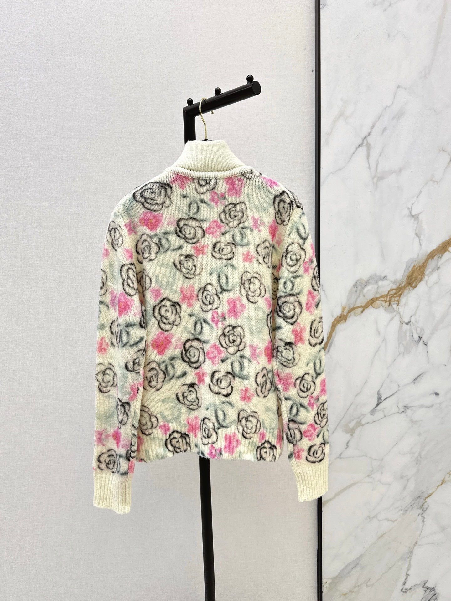 Chan NEW knitted cardigan