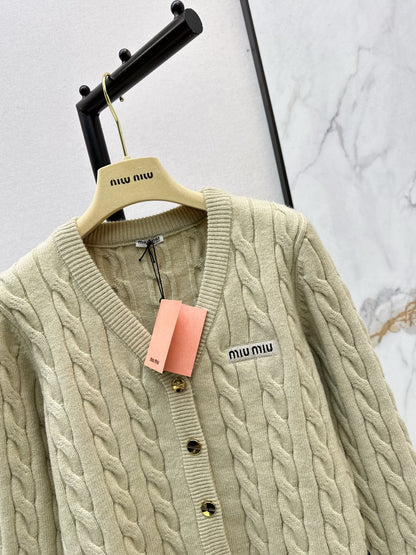 Miu NEW Knitted cardigan