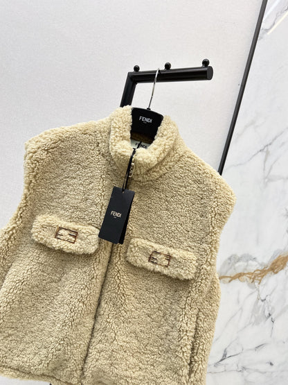 Fend NEW fleece vest