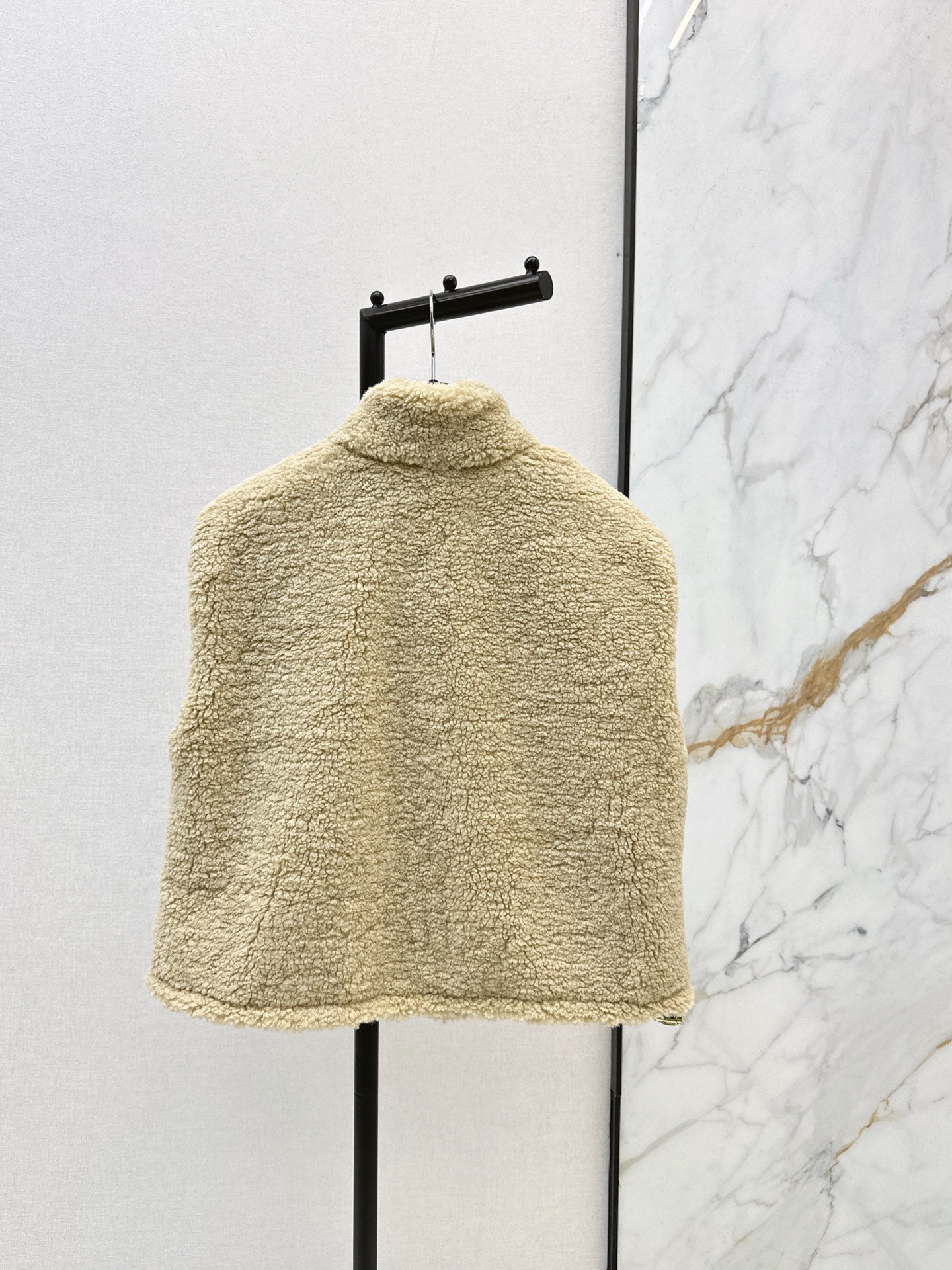 Fend NEW fleece vest