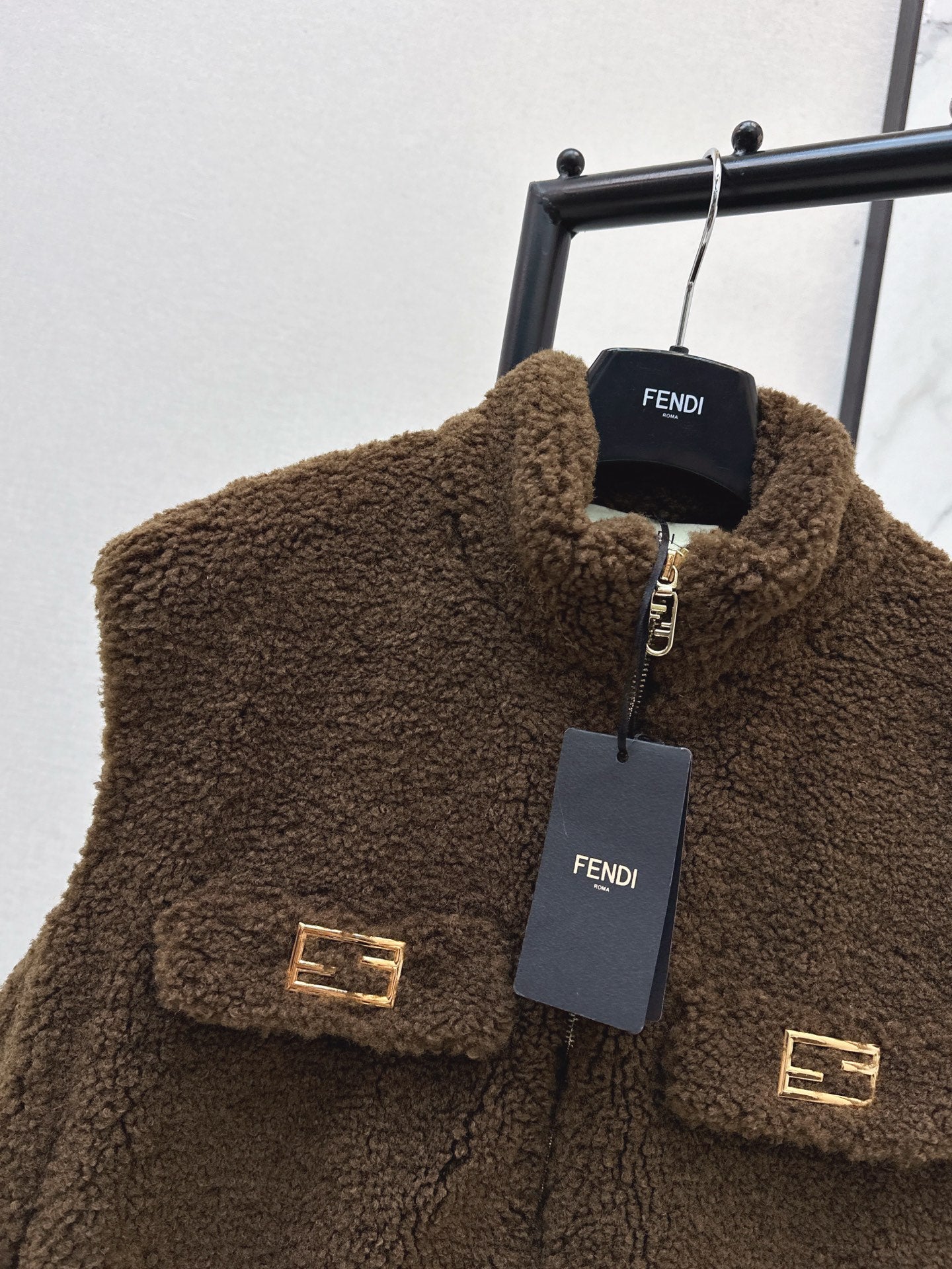 Fend NEW fleece vest