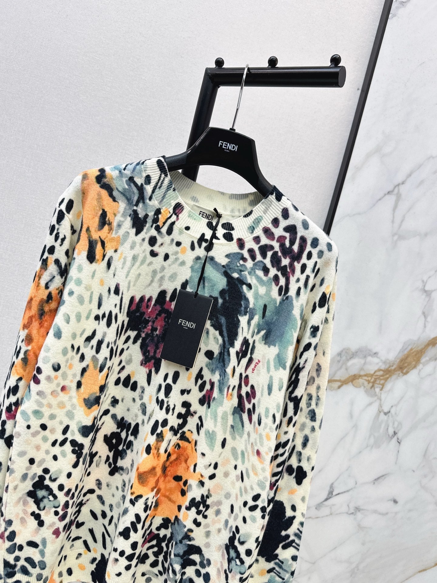 Fend NEW knitted sweater