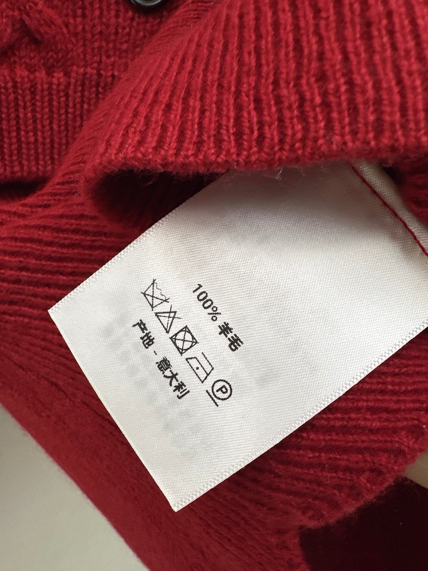 Chan NEW Knitted cape sweater set