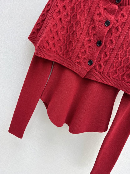 Chan NEW Knitted cape sweater set