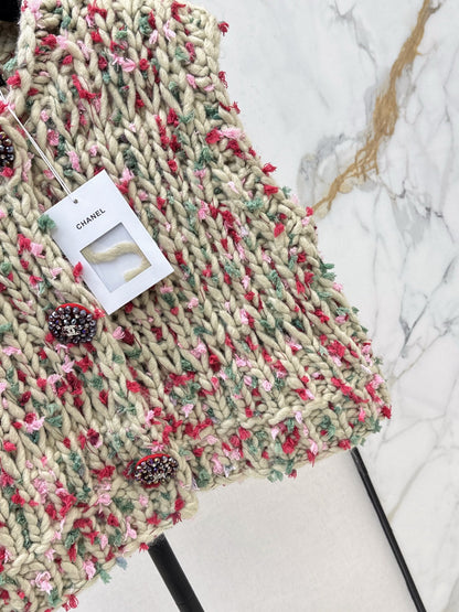 Chan NEW vintage knitted Vest