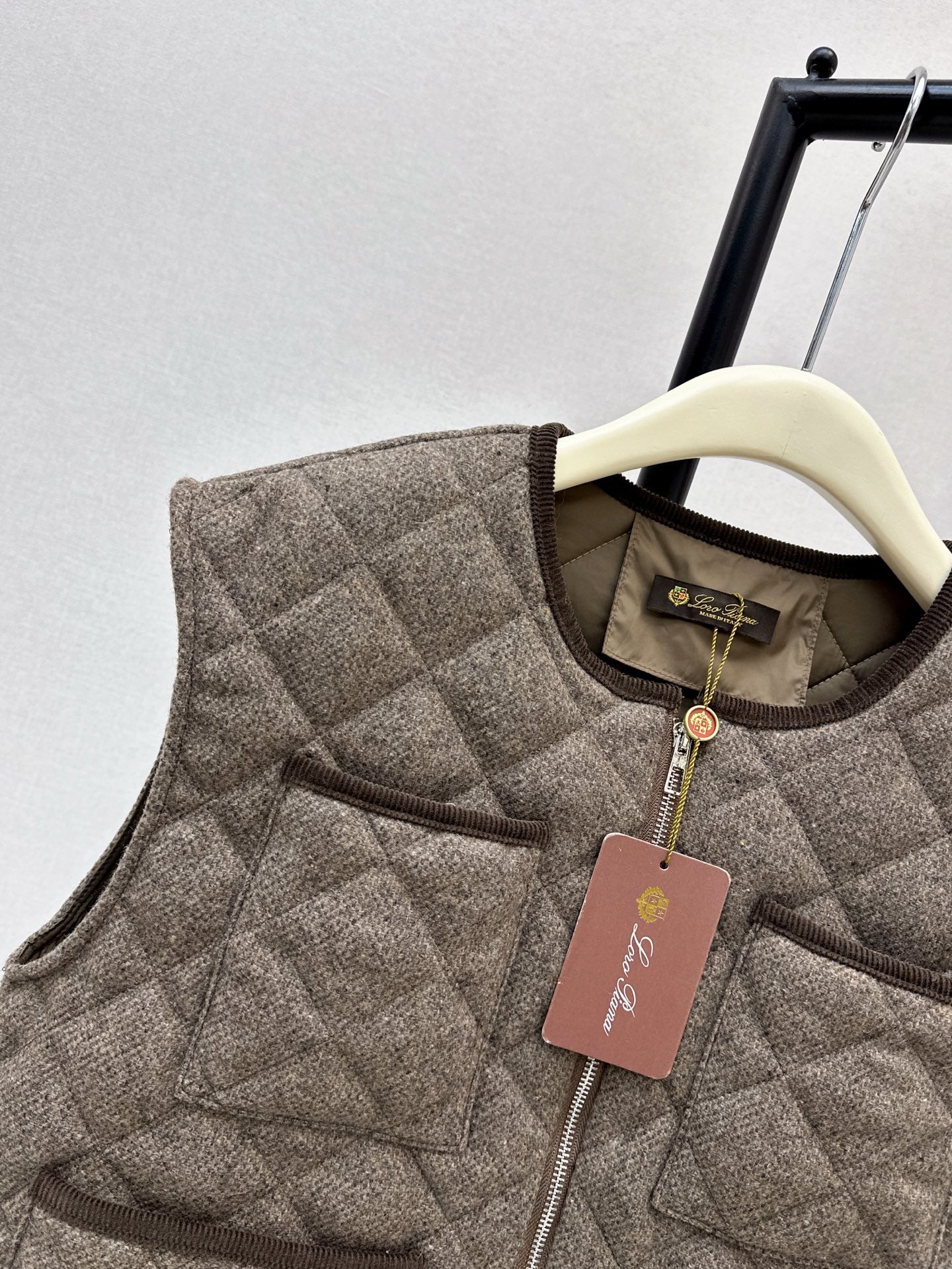 Loro NEW padded vest