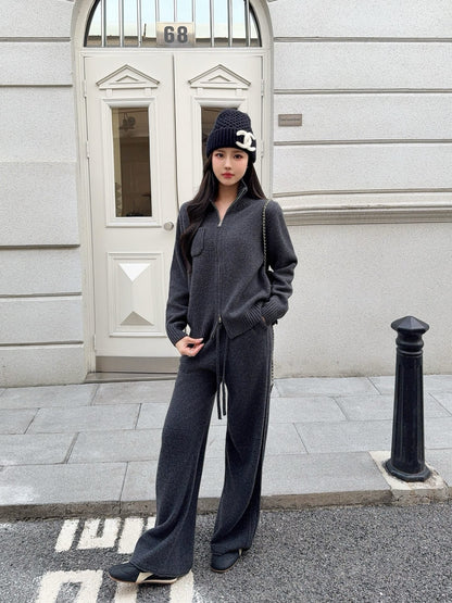 Brun NEW knitted suit