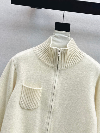 Brun NEW knitted suit