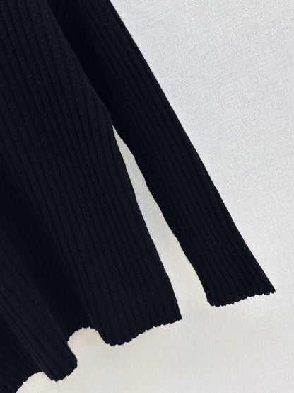 Es NEW lace patchwork sweater