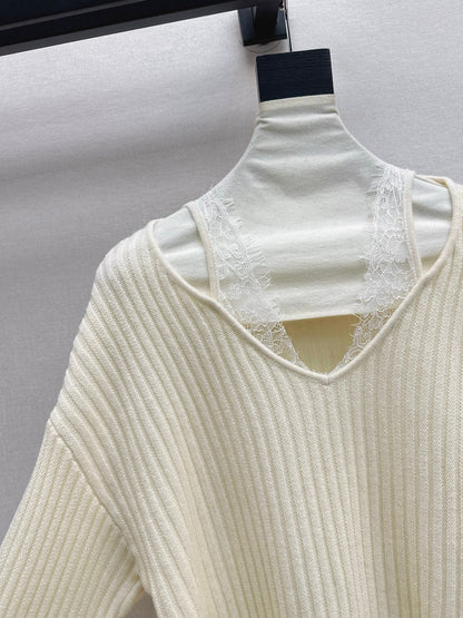 Es NEW lace patchwork sweater