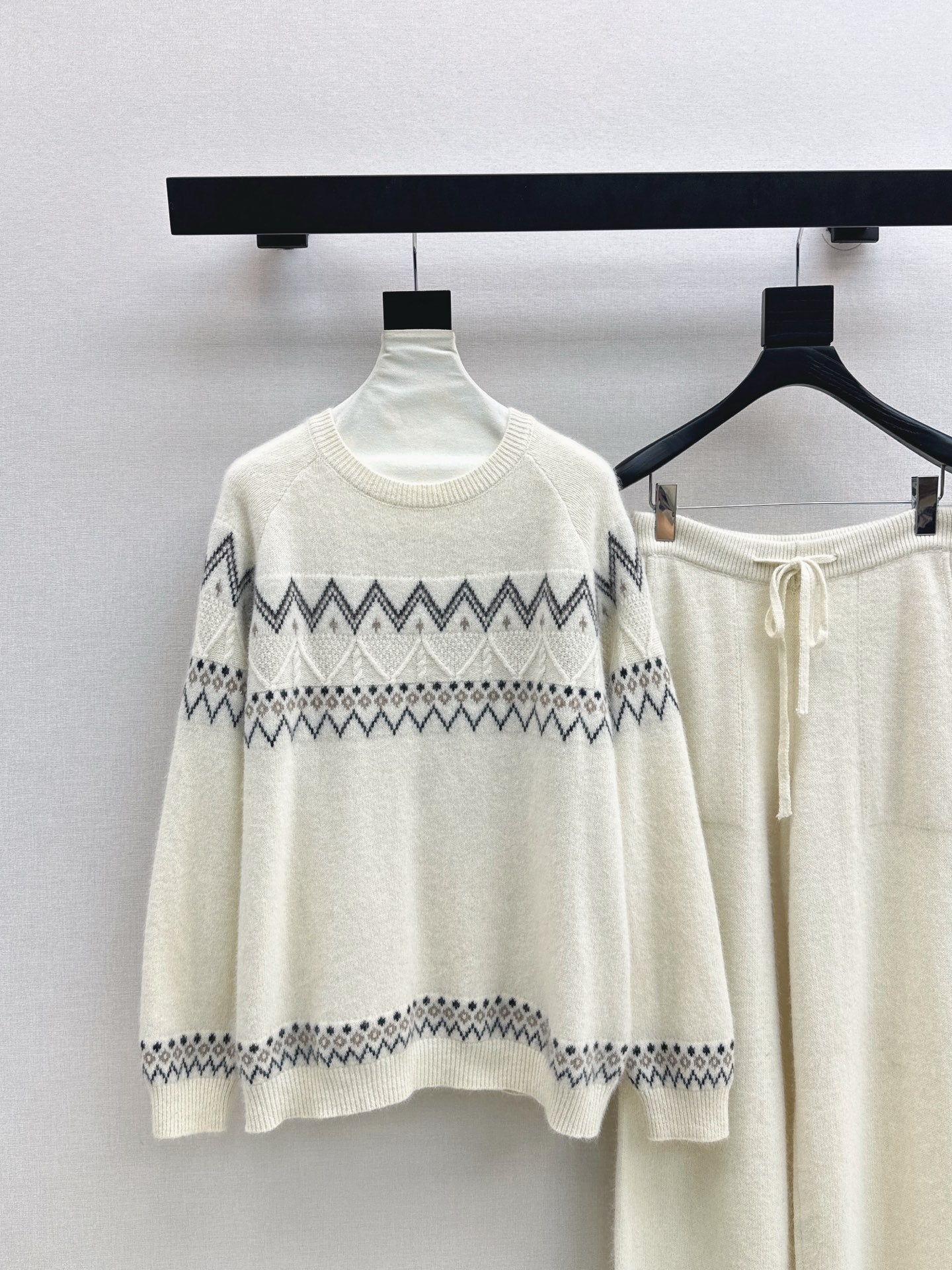 Loro NEW Knitted Fair Isle sweater  straight-leg pants suit