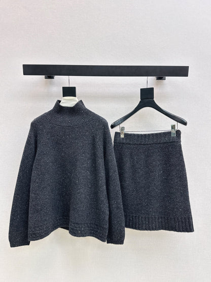 Brun NEW knitted suit