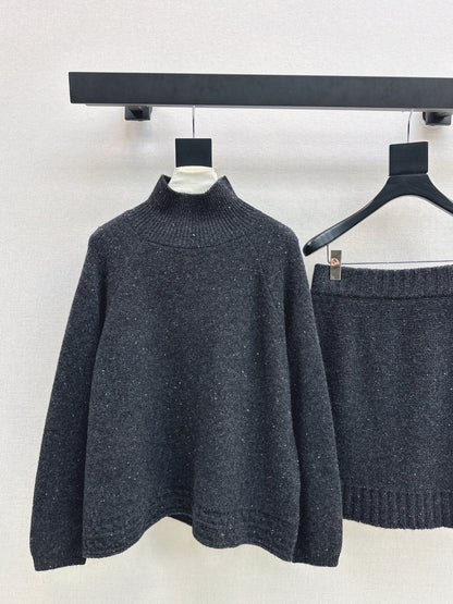 Brun NEW knitted suit