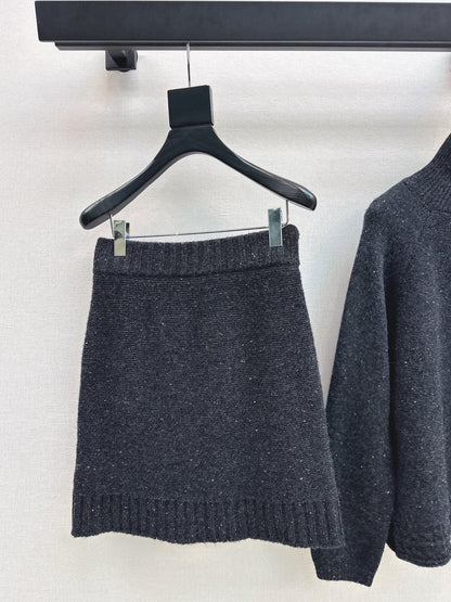 Brun NEW knitted suit