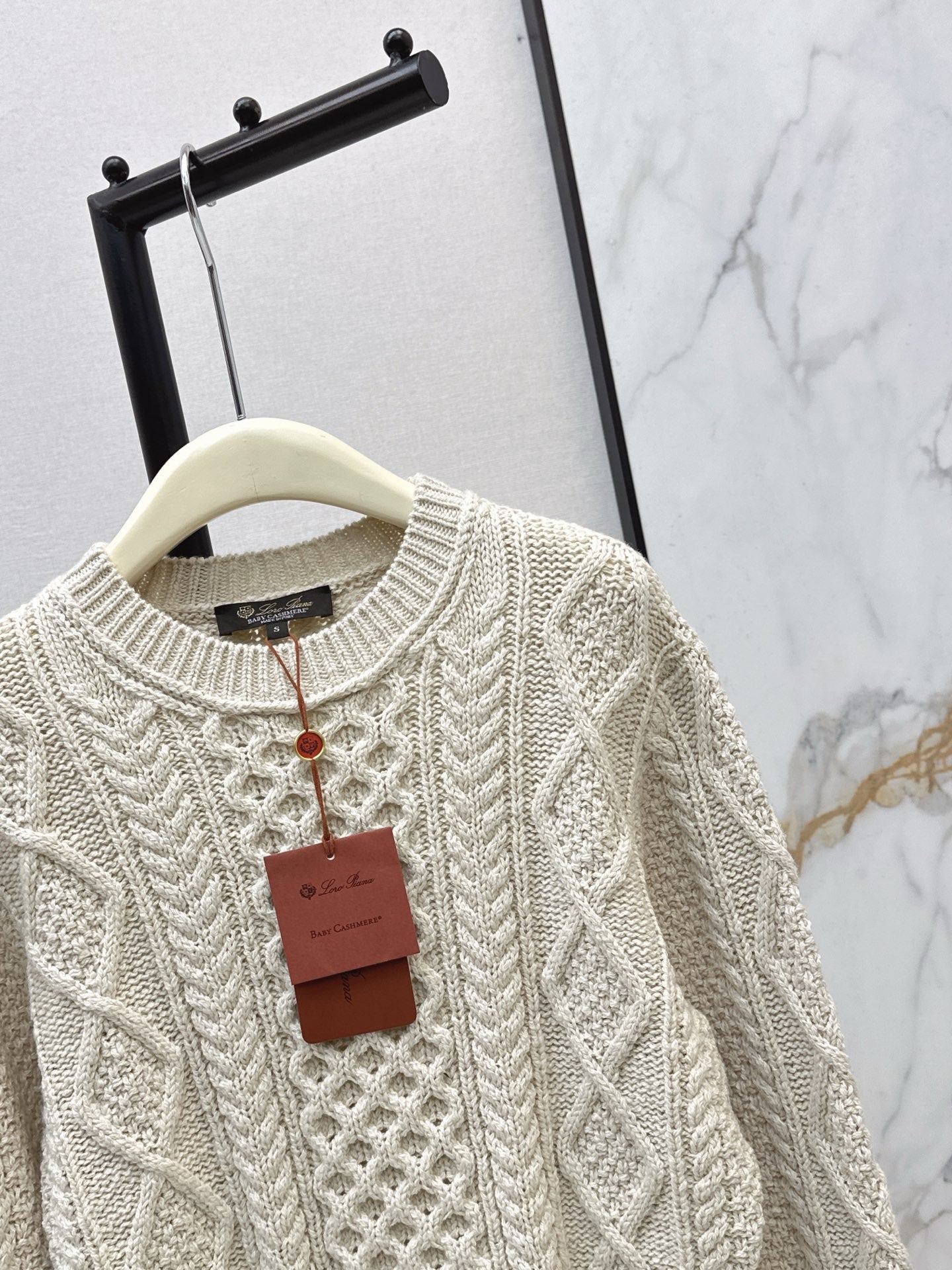 Loro NEW Cashmere knit sweater