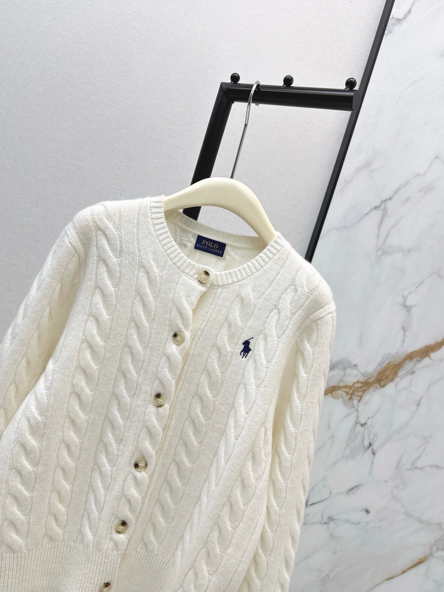 Ra1 NEW cashmere cardigan