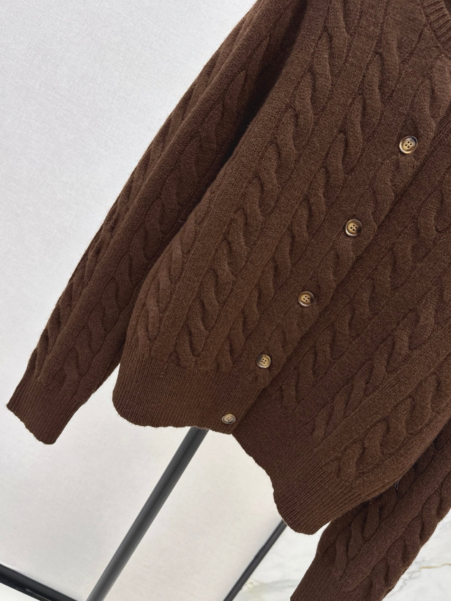 Ra1 NEW cashmere cardigan