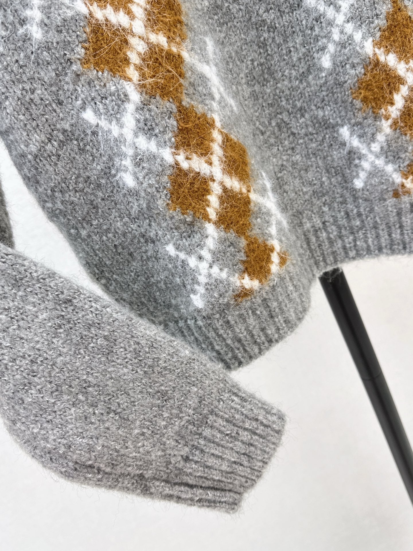 Pra NEW knitted sweater