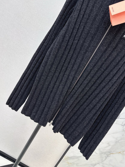 Miu NEW Zippered Ribbed Cashmere Cardigan