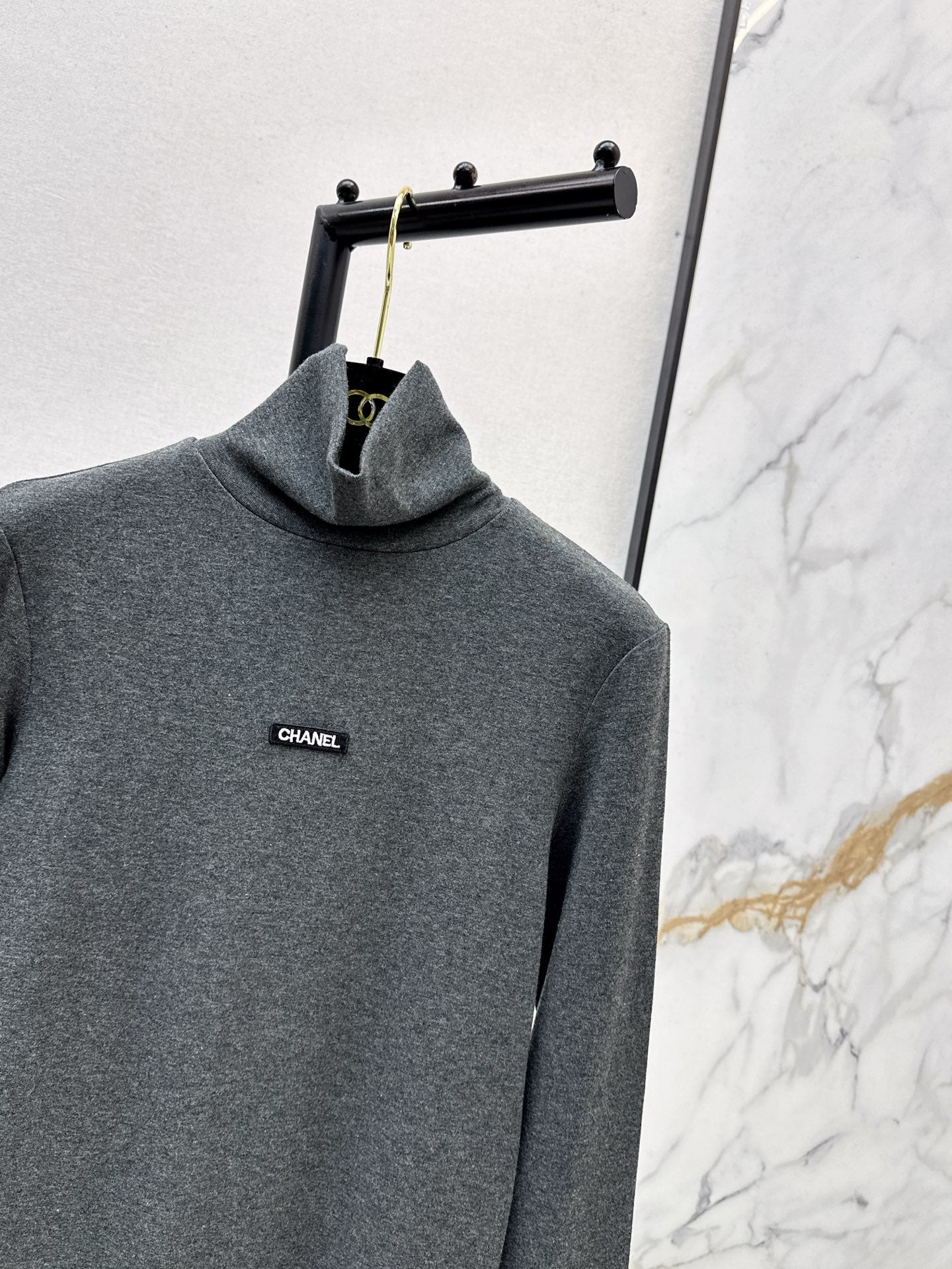 Chan NEW turtleneck base layer