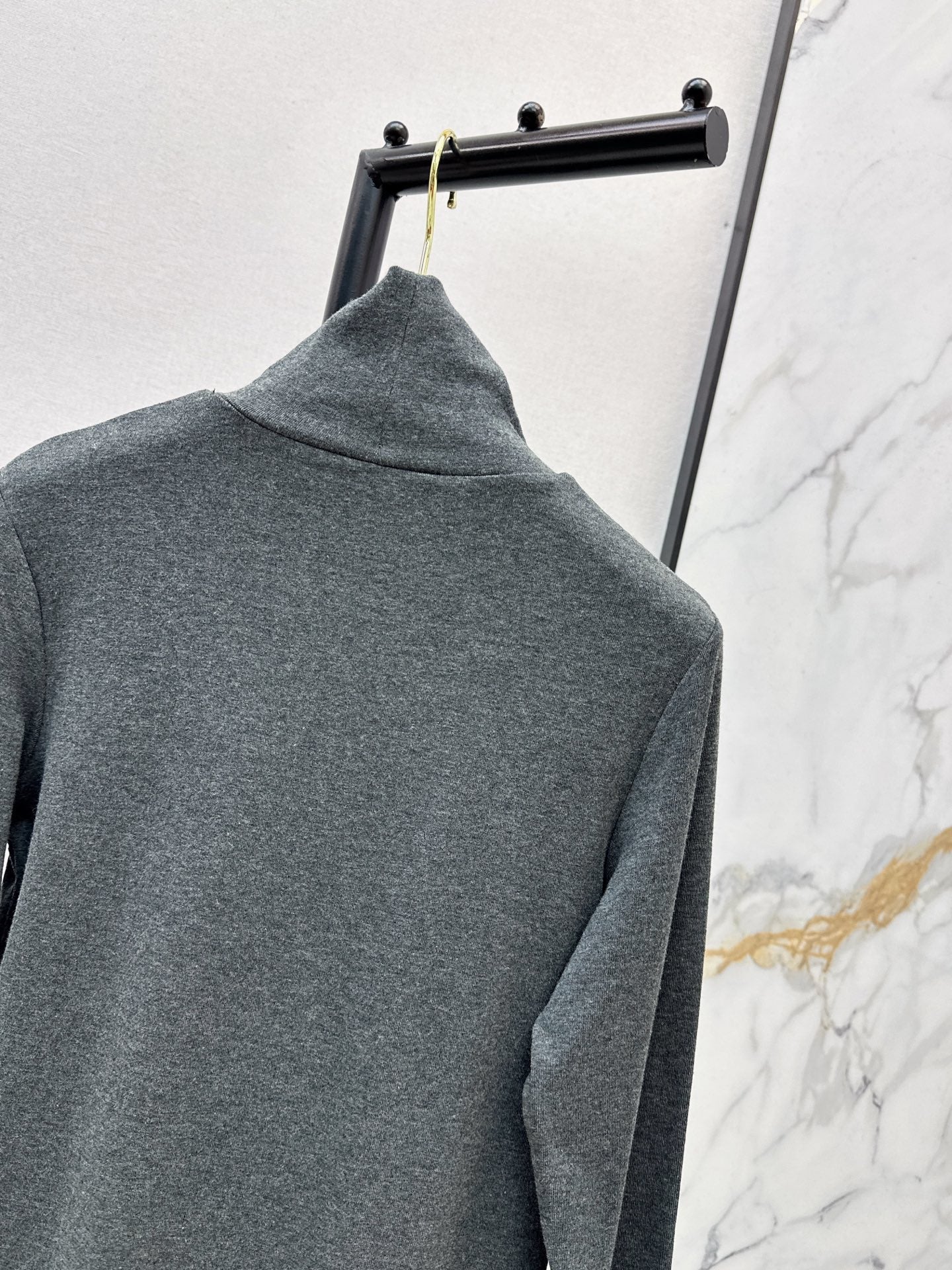 Chan NEW turtleneck base layer