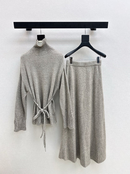 Brun NEW knitted suit