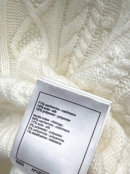 Chan NEW turtleneck knit sweater