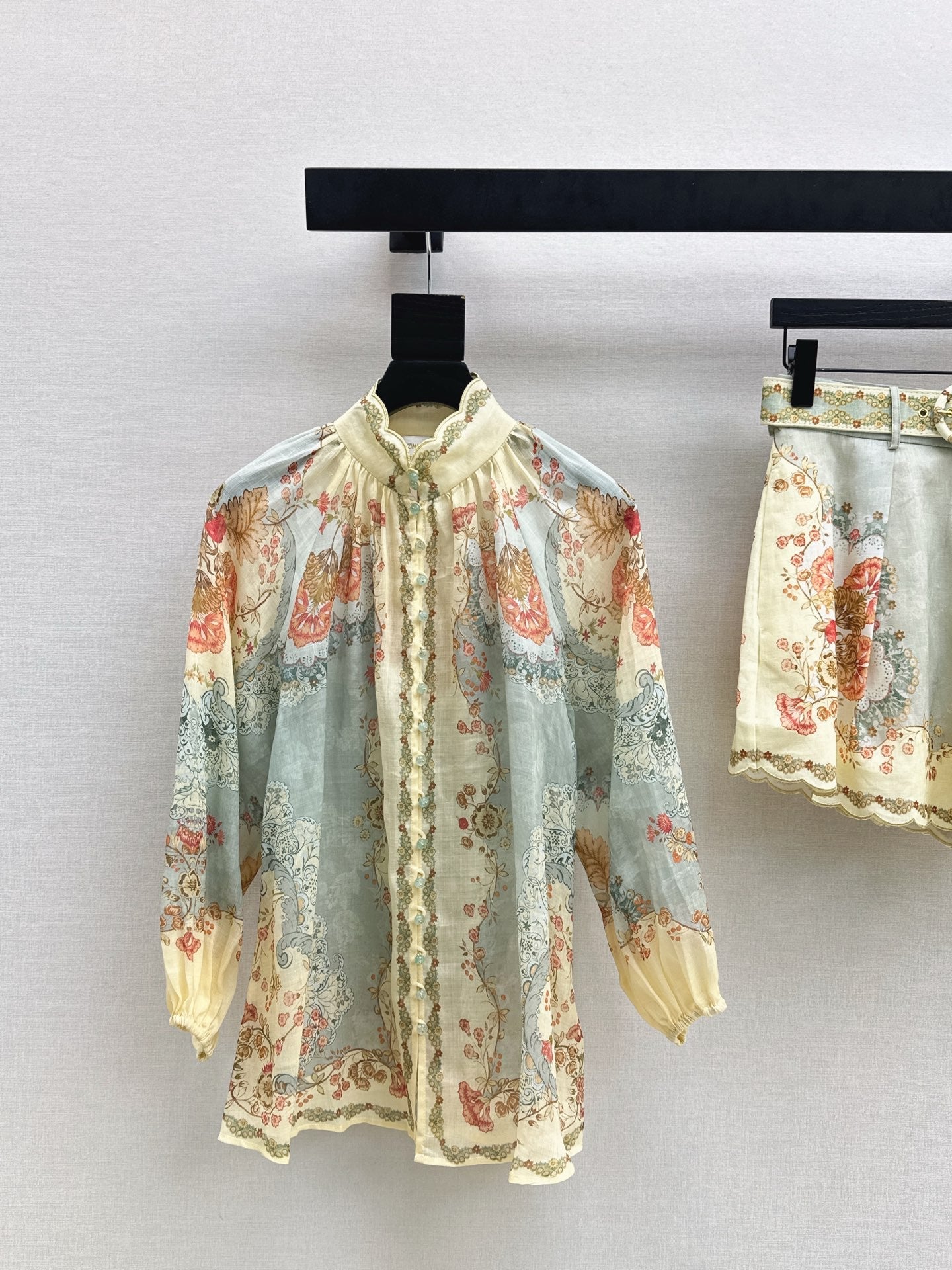 Zimm NEW flower print shirt