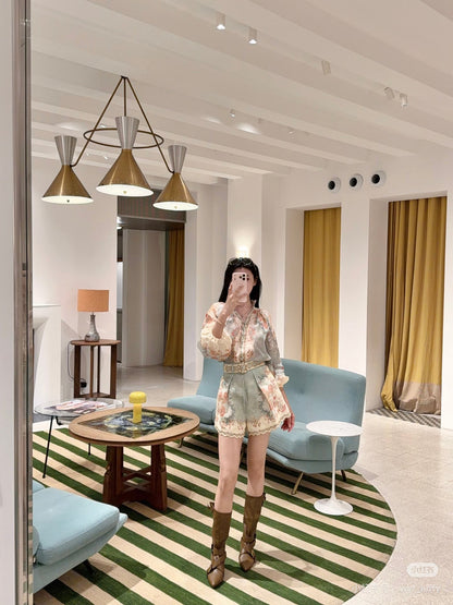 Zimm NEW flower print belted short