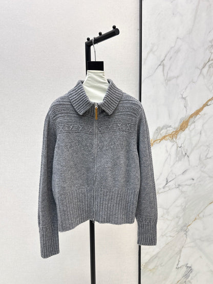 Loe NEW Zippered sweater jacket