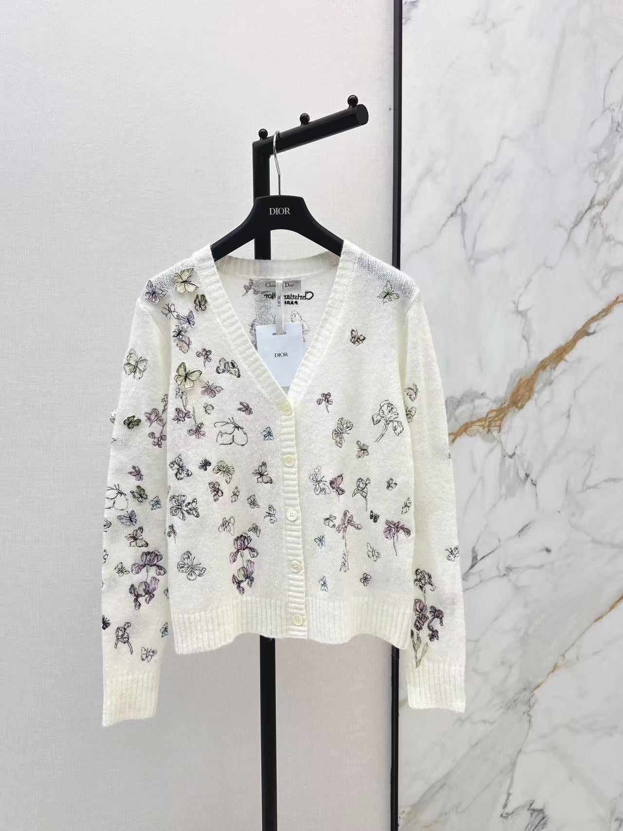 CD NEW embroidered knitted cardigan