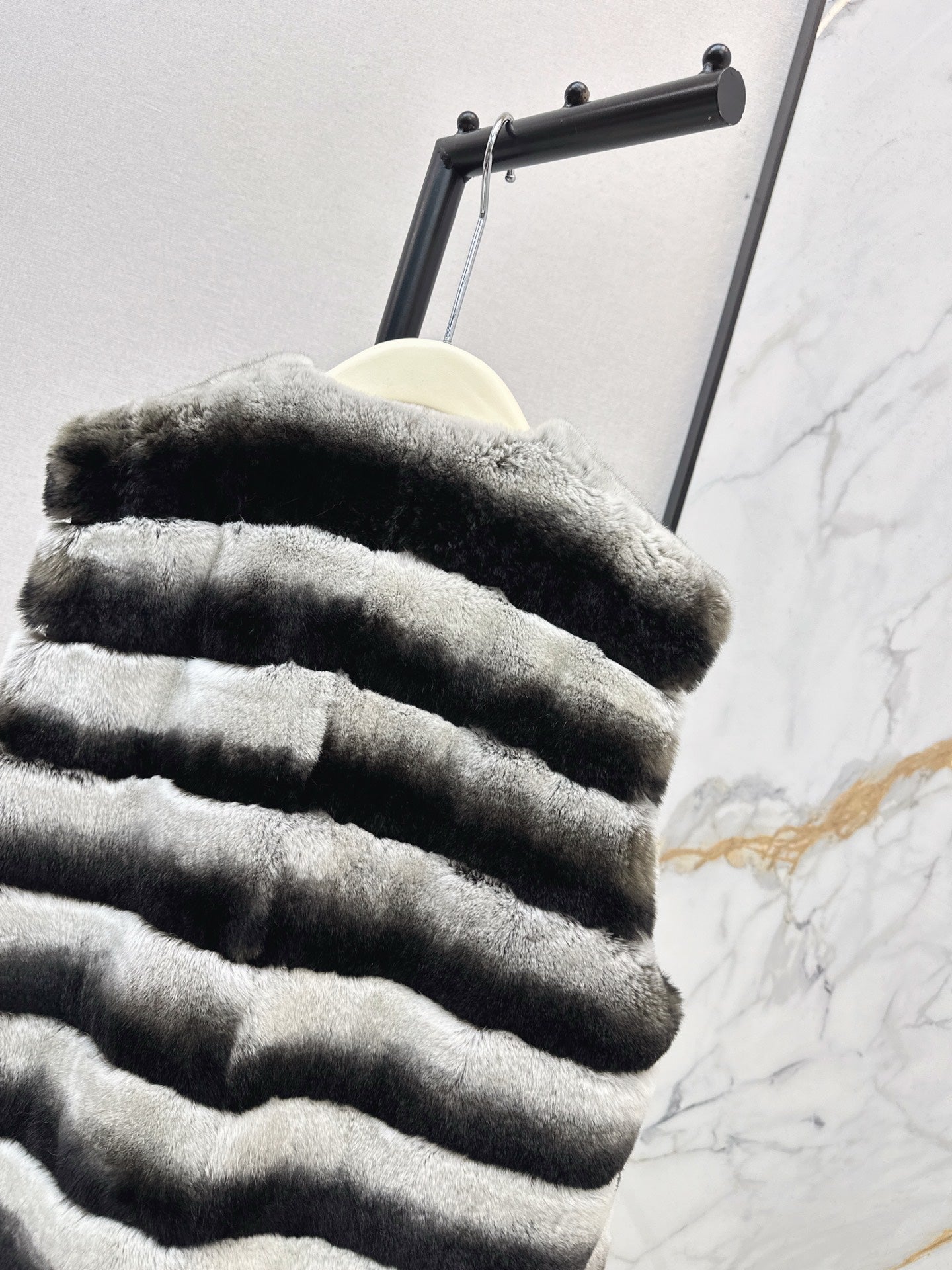 Loro NEW rabbit hair vest