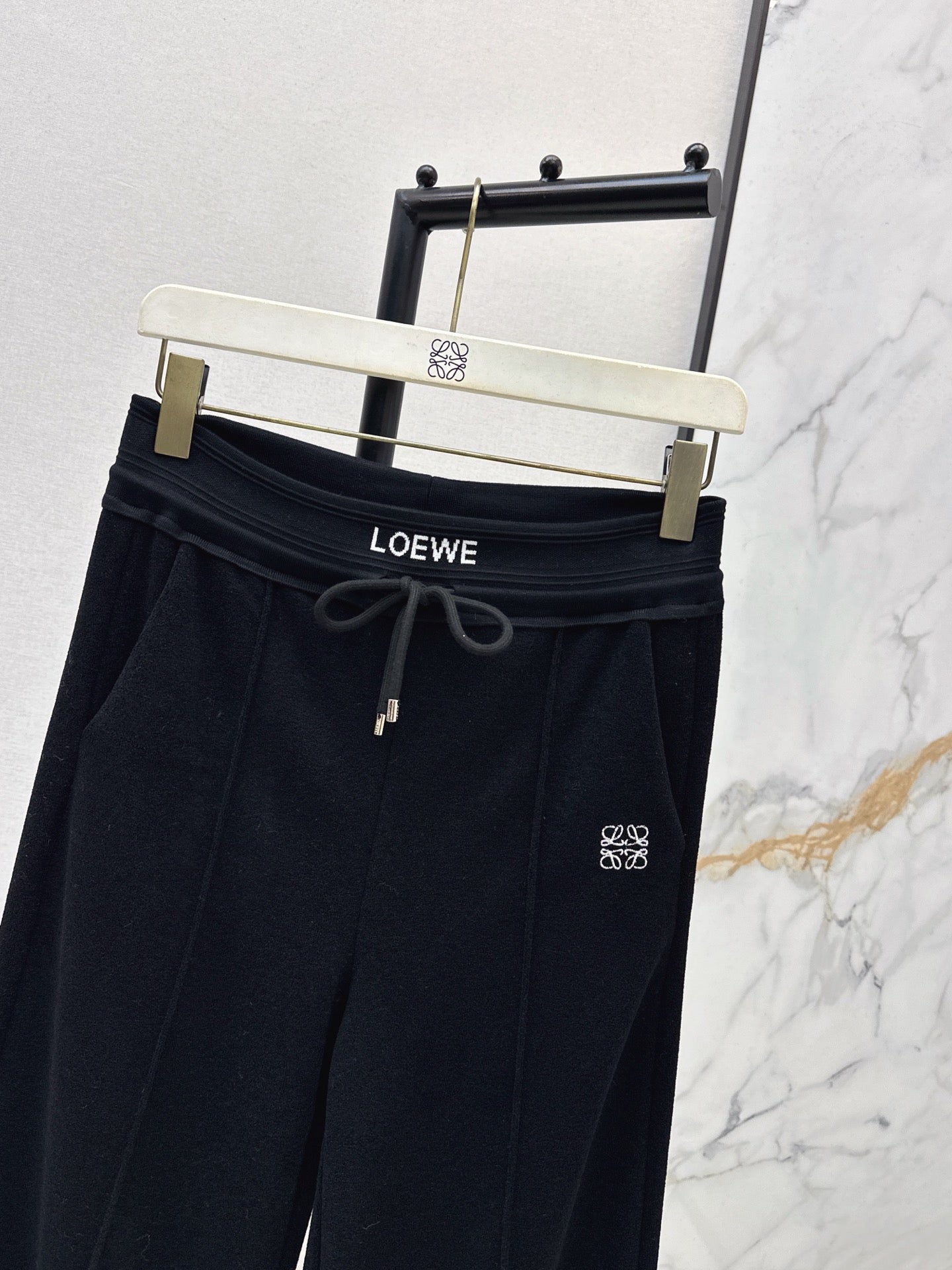 Loe NEW casual pants
