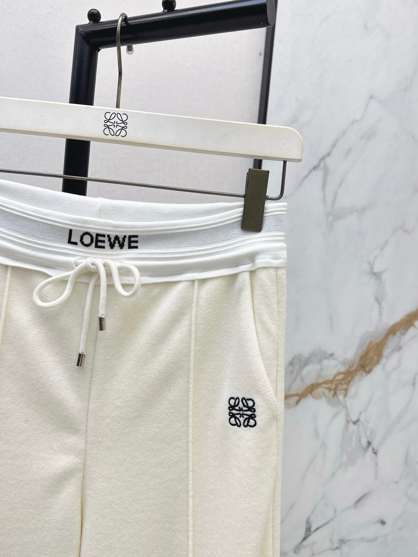 Loe NEW casual pants