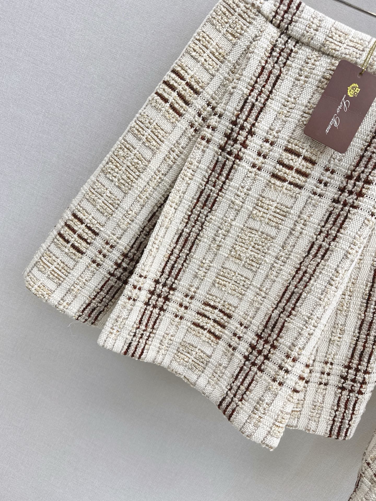 Loro NEW checked tweed skirt