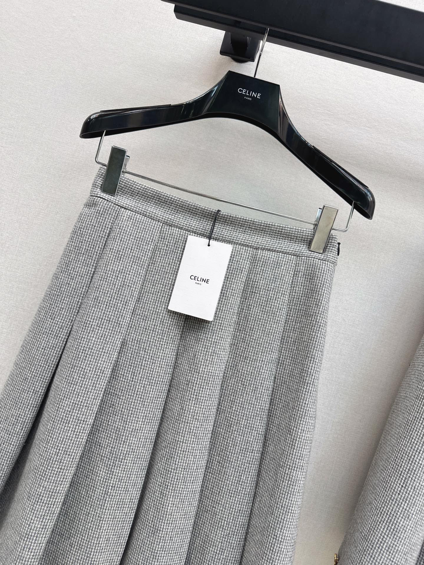 Ce1i NEW wool skirt