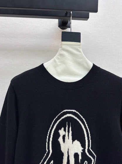 Monc NEW embroidered sweater
