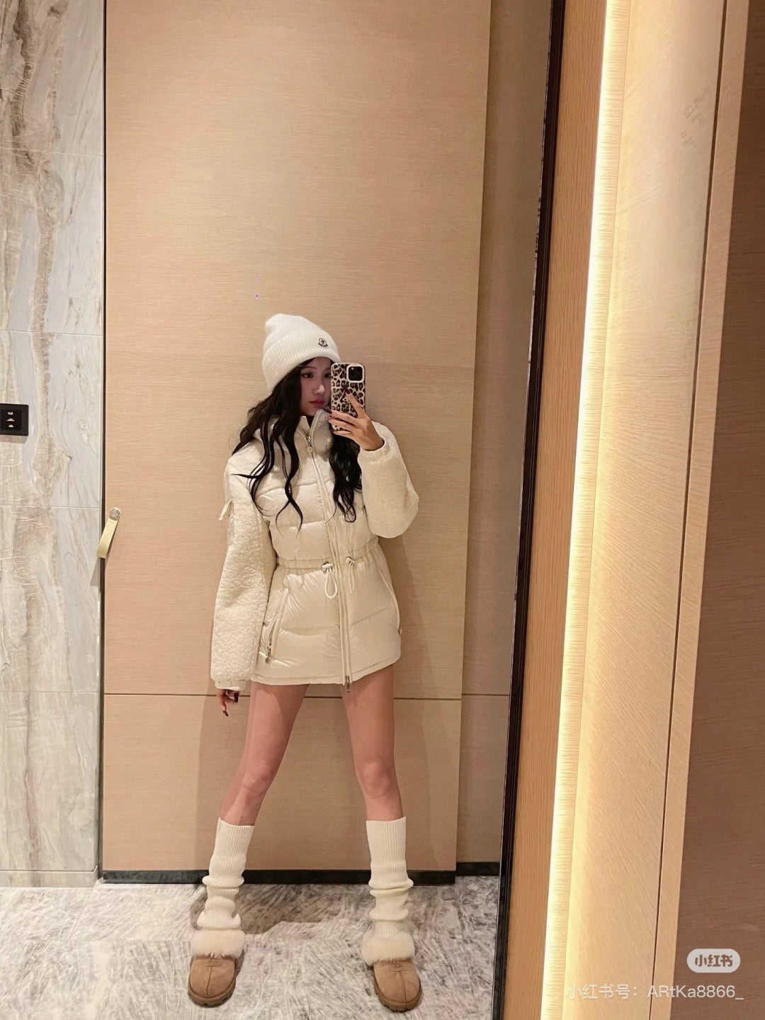 Monc NEW fleece-paneled down jacket