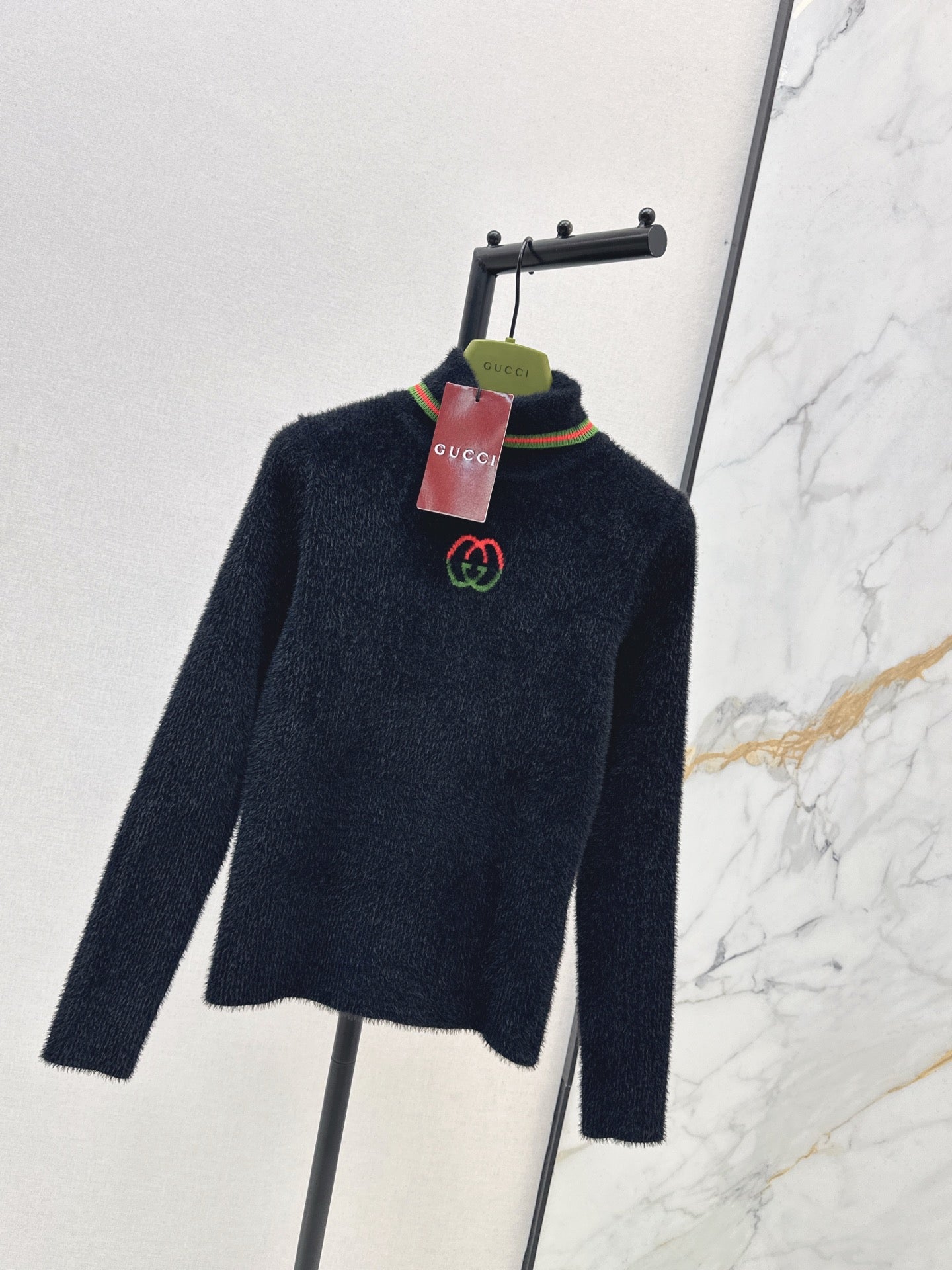 Guc NEW High-neck knitwear