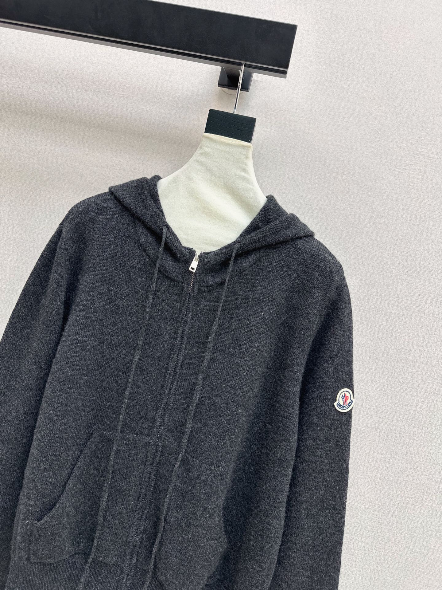 Monc NEW Hooded knitted cardigan